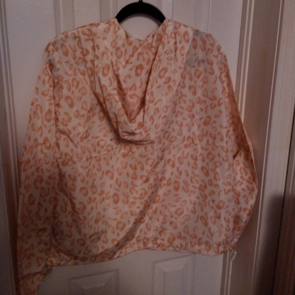 Thread & Supply Leopard Print Windbreaker S NWOT - Picture 4 of 6